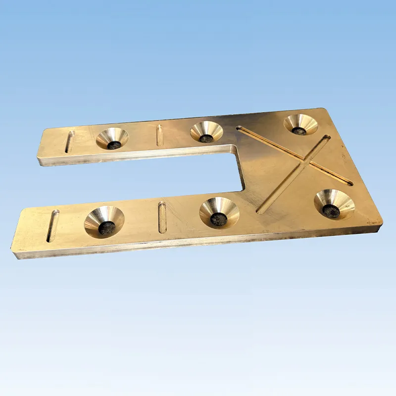 Нижняя скользящая пластина выдвижной опоры (2)